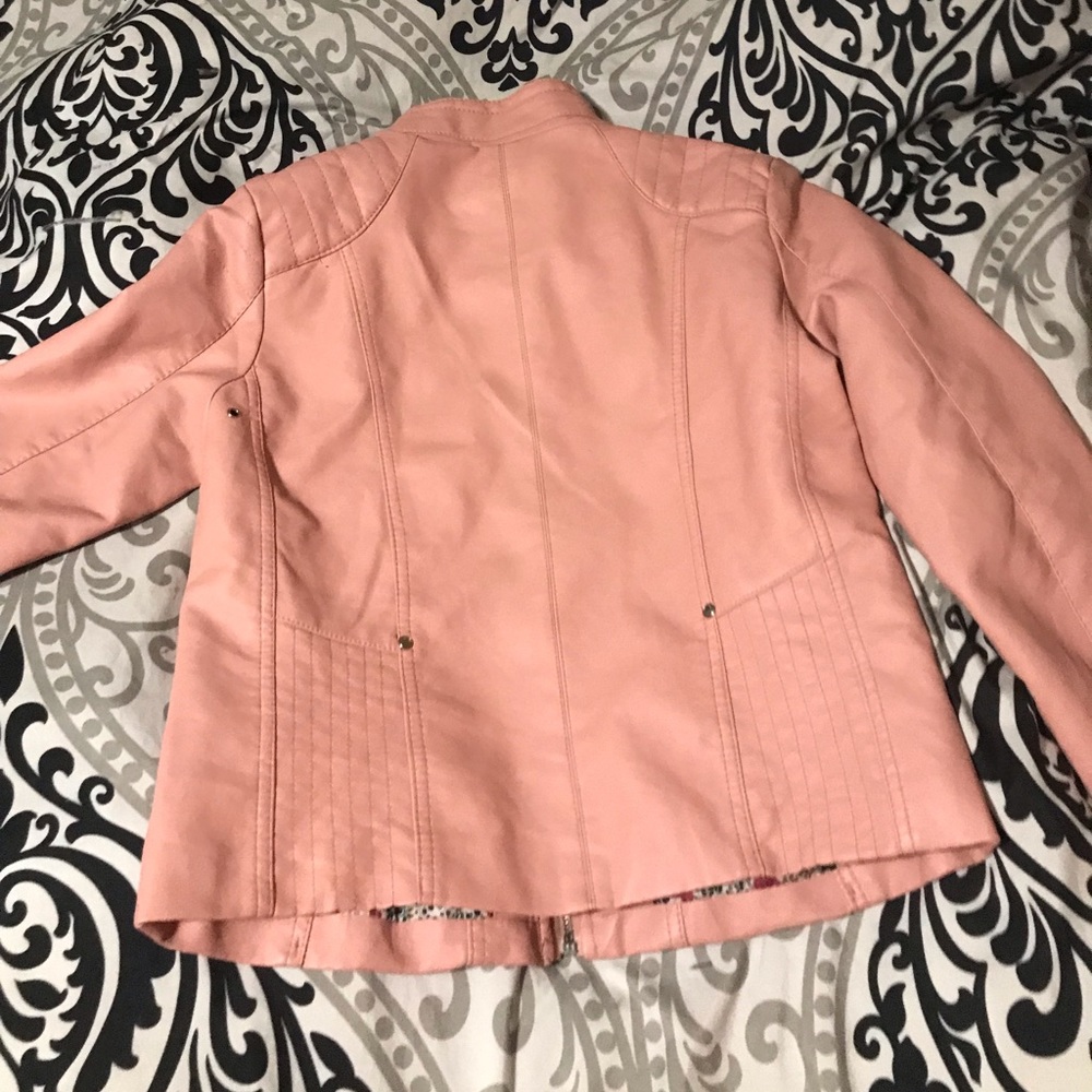 I wore it twice at most really good quality brand JouJou